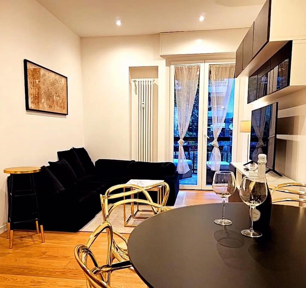 Cozy Apartment Between Sempione, City Life And Mico ! Milão Exterior foto
